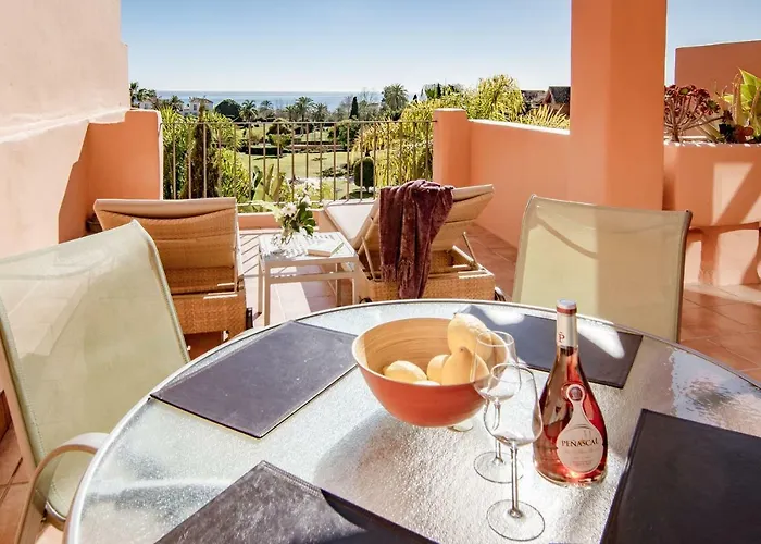 Seaview Luxury Penthouse 24 Hour Security And Underground Parking Appartamento *