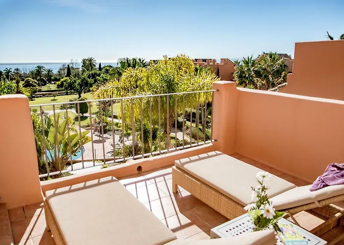 Seaview Luxury Penthouse 24 Hour Security And Underground Parking * Estepona