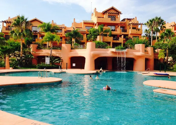 Seaview Luxury Penthouse 24 Hour Security And Underground Parking * Estepona