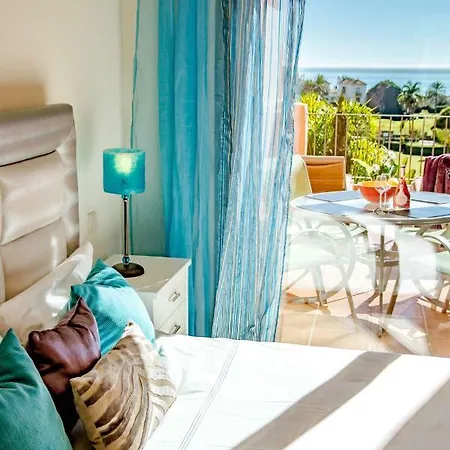 Sea, Pool & Garden Views, Comfy New Golden Mile Penthouse Apartment 24 Hour Security And Underground Parking