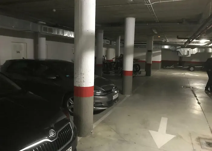 Apartment Seaview Luxury Penthouse 24 Hour Security And Underground Parking