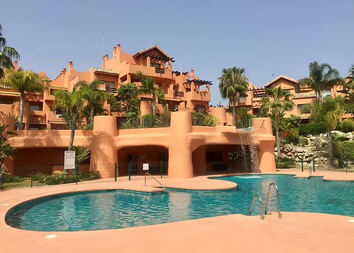 Seaview Luxury Penthouse 24 Hour Security And Underground Parking Estepona